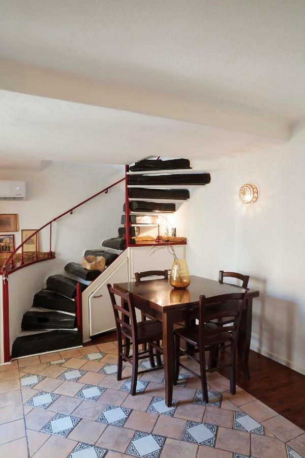 Upstairs - Skylight Daire Lecce Dış mekan fotoğraf